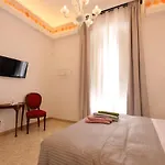 Short Lets Grandi Stazioni Vendégház *