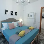 Short Lets Grandi Stazioni Vendégház Bari