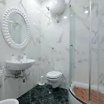 Short Lets Grandi Stazioni Vendégház *