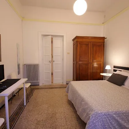 Short Lets Grandi Stazioni Vendégház Bari