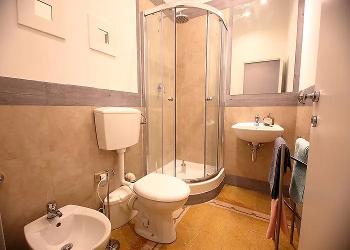 Short Lets Grandi Stazioni Gasthof *