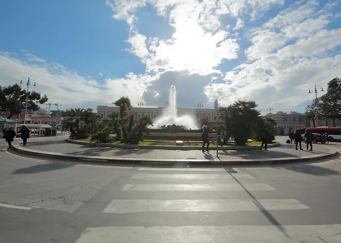 Short Lets Grandi Stazioni Gasthof *